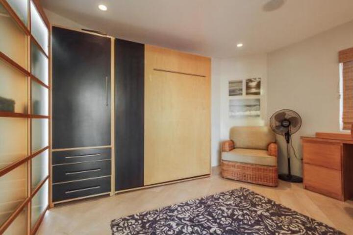 Beachside Getaway Ii Condo in San Diego, CA