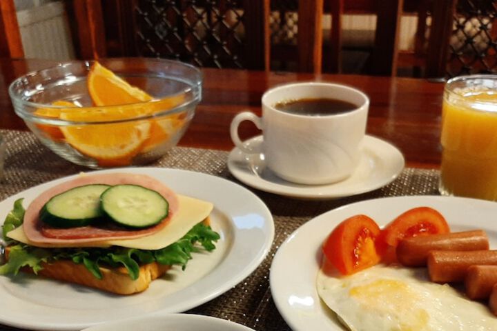 Breakfast/Coffee Service 33 of 37