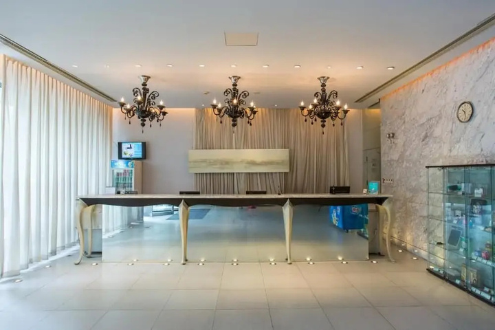 hotel_rooms