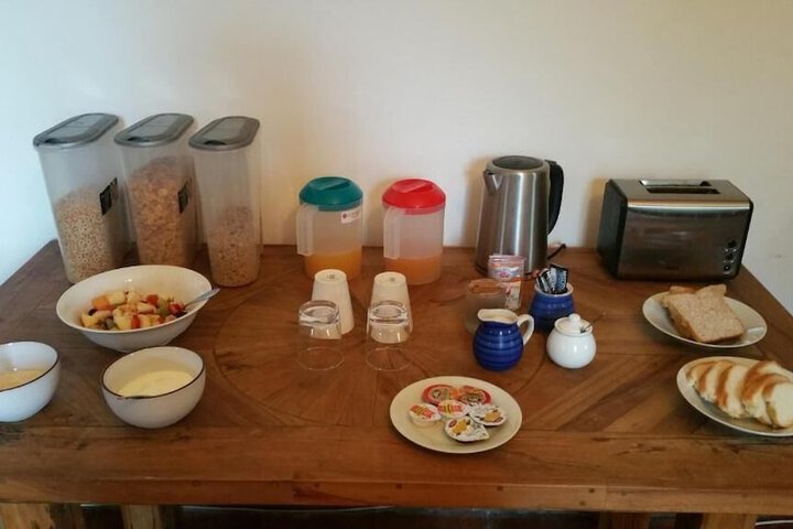 Dining 4 of 18
