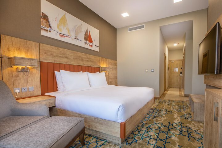 Room 6 of 35