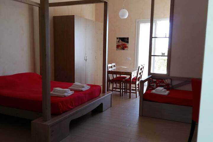 Room 6 of 43