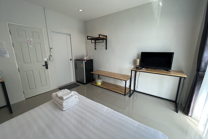 Room 10 of 23