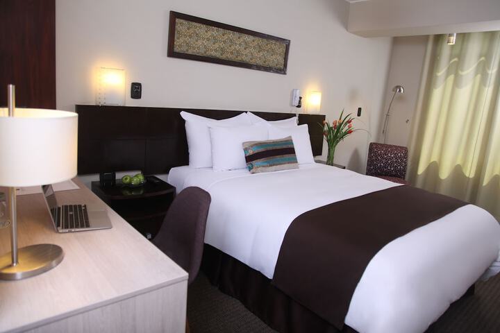 Room 3 of 30