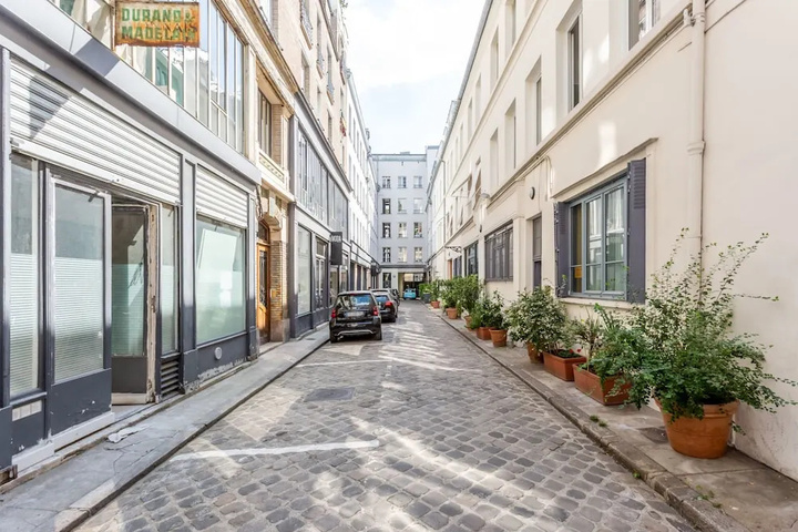 Exterior of Superb 2 rooms flat near Bastille