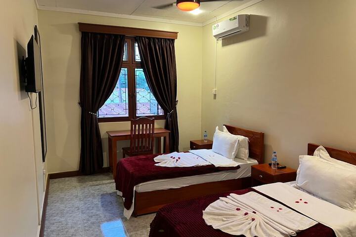 Room 37 of 92