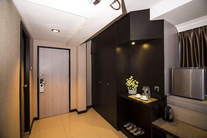 Room amenity