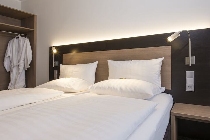 Room 15 of 70