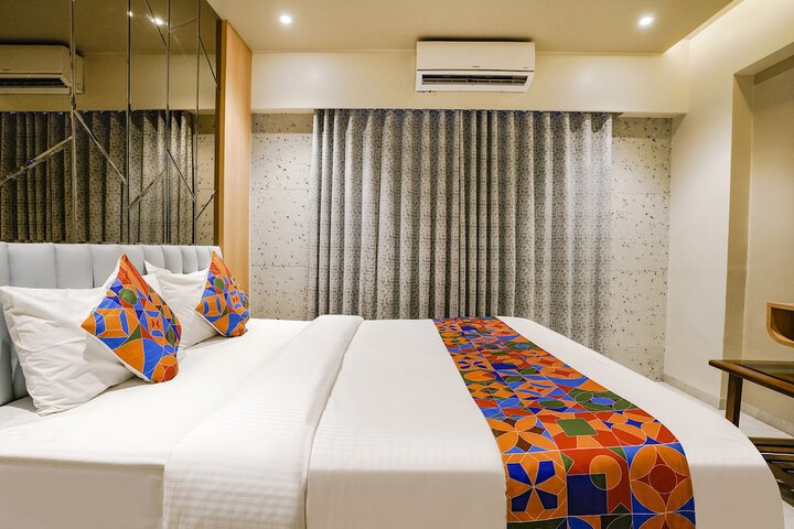 Room 15 of 35