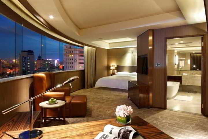 Room 6 of 21
