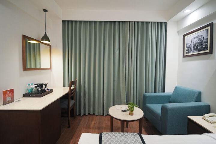 Room 36 of 85