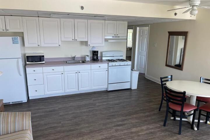 Family Suite (1 of 8)