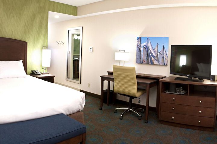 Room 9 of 36