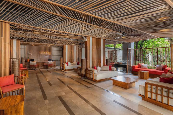 Hotel Interior 5 of 245