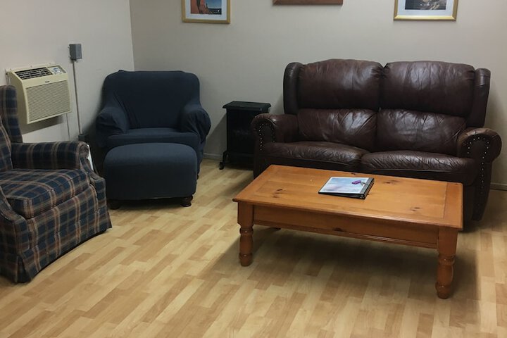 Room 16 of 39