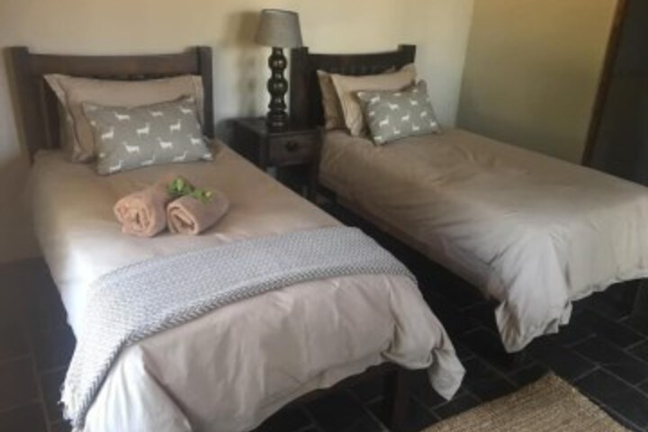 Room 8 of 35