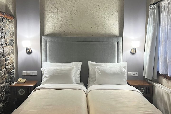 Room 9 of 45