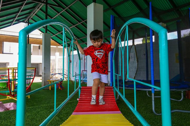 Childrens Activities 55 of 100