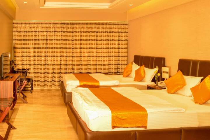 Room 14 of 29