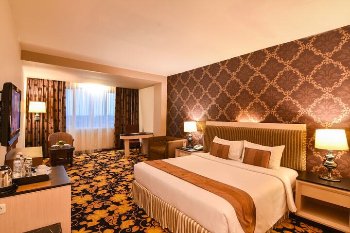 Room 15 of 49
