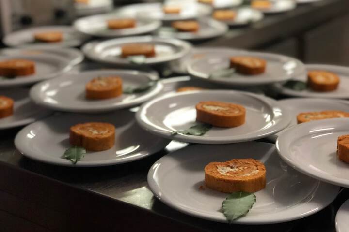Dining 83 of 137