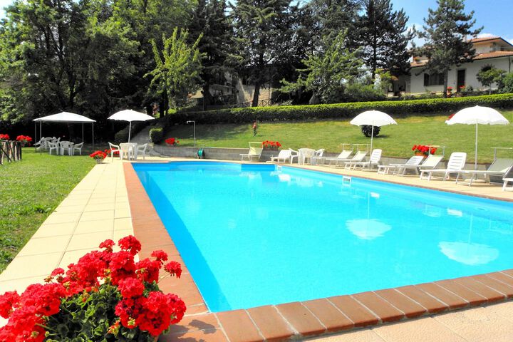 Pool 39 of 73