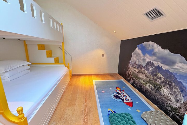 Room 58 of 101