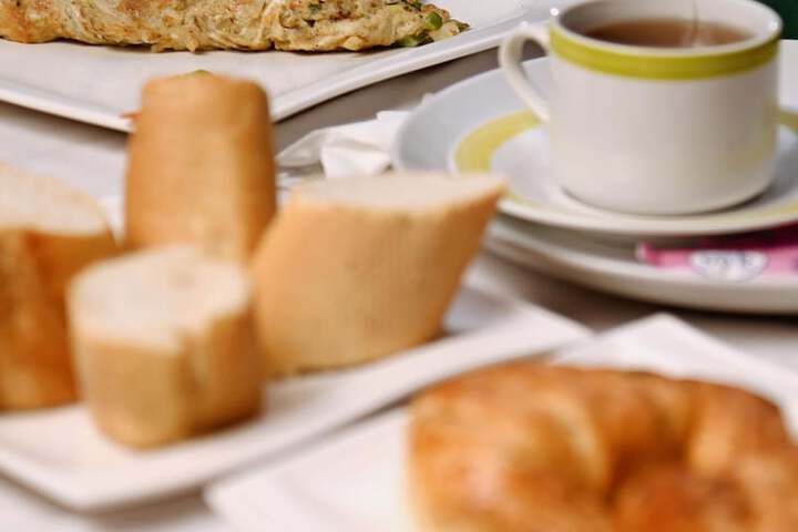 Breakfast/Coffee Service 17 of 19