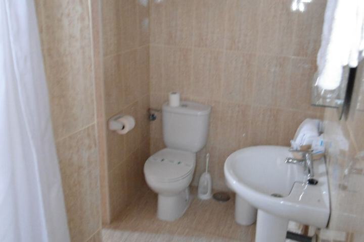 Room 14 of 30