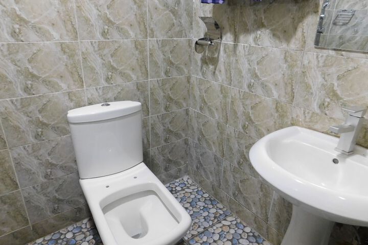 Room 8 of 20