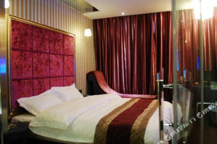 Juntai Hotel