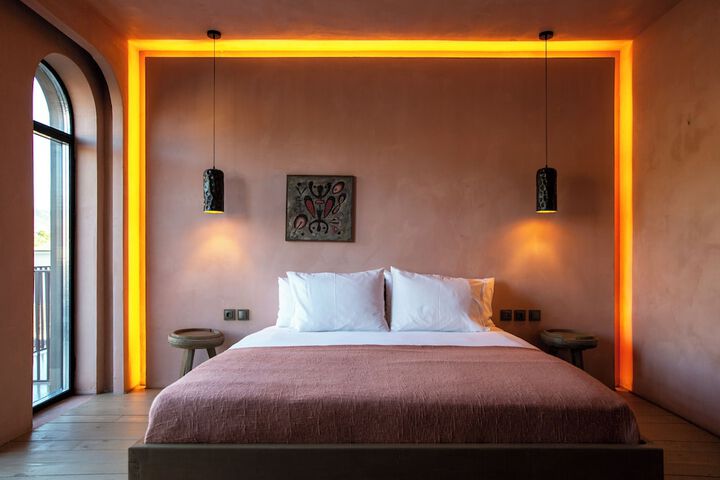 Room 64 of 142