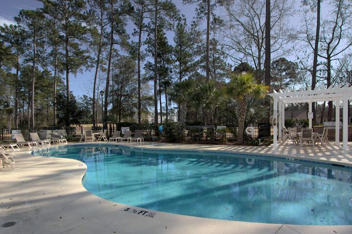Pool 37 of 52