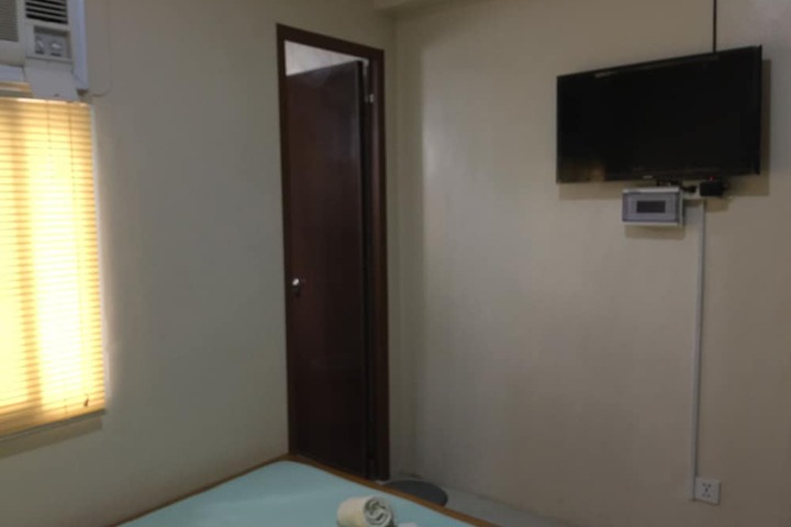 Room 7 of 34