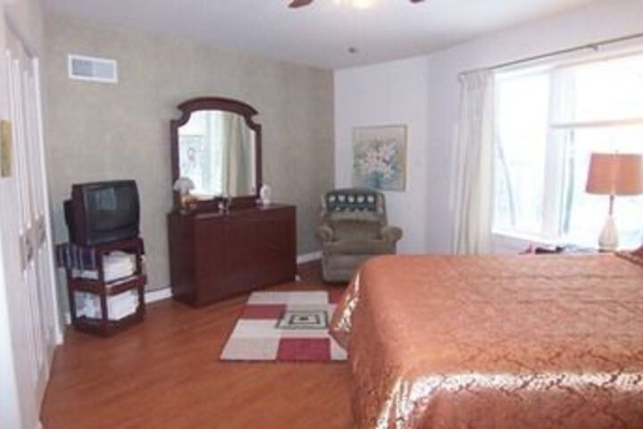 Room 17 of 62