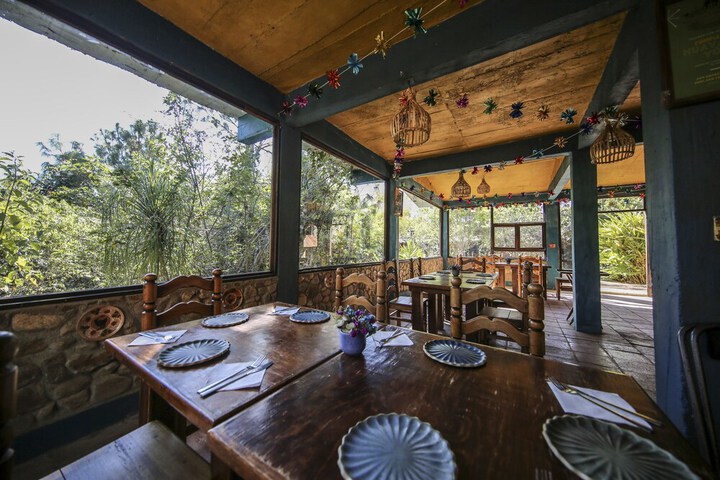 Dining 118 of 132