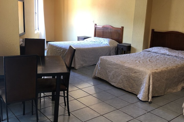 Room 20 of 44