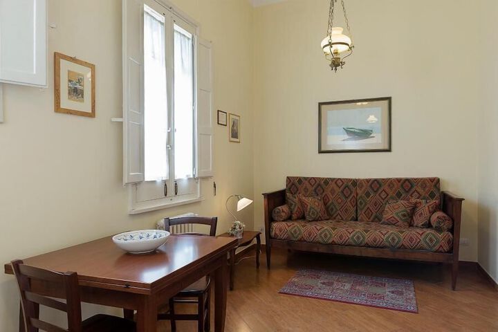Room 3 of 16