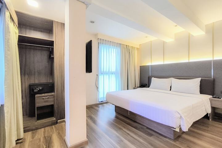 Room 20 of 36