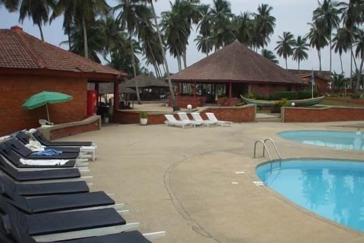 Pool Hotel