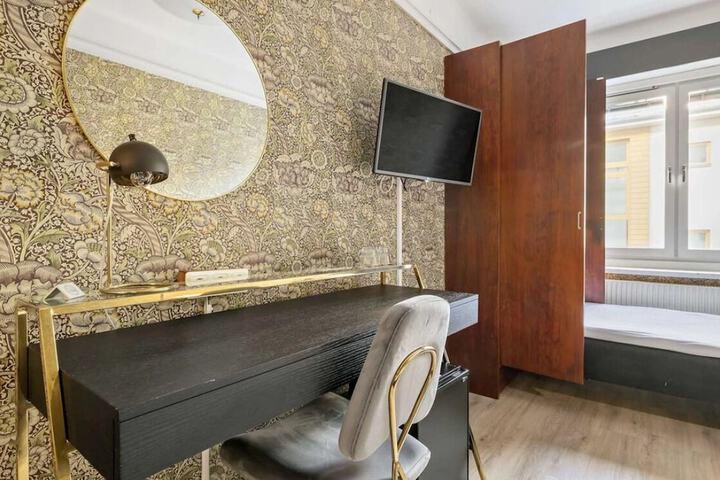 Room 20 of 57