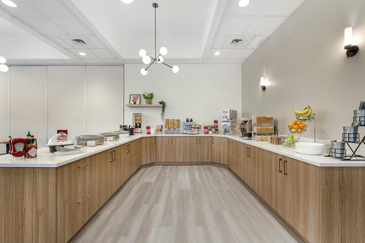 Breakfast area