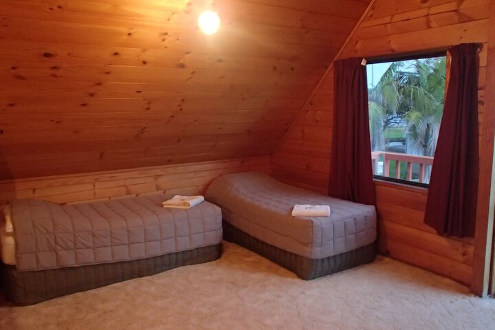 Room 13 of 50