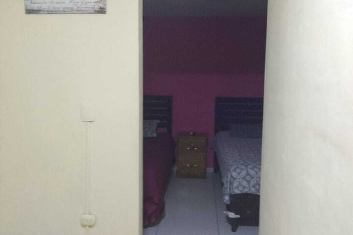 Room 10 of 29