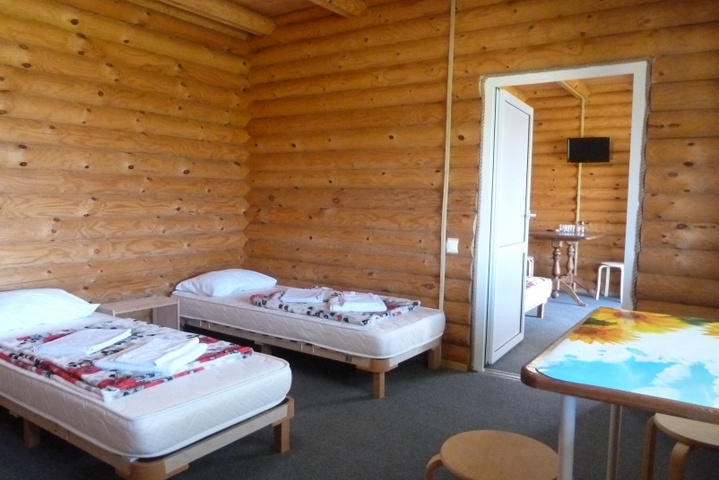 Room 5 of 15