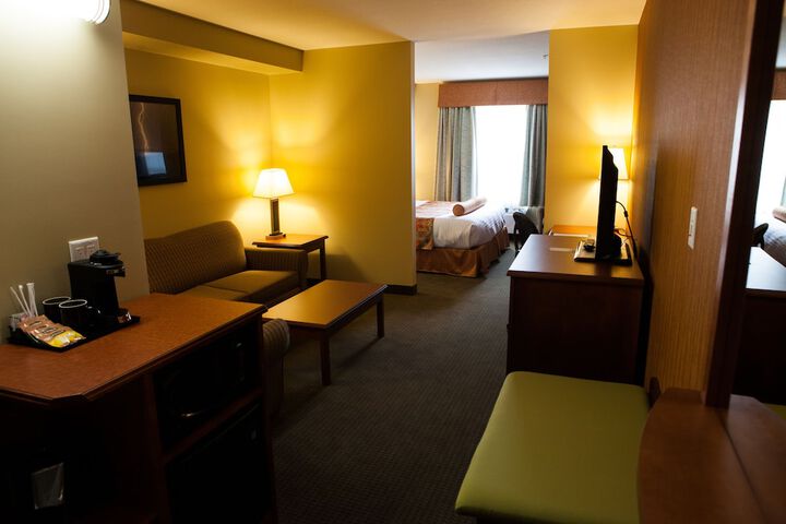 Room 6 of 87