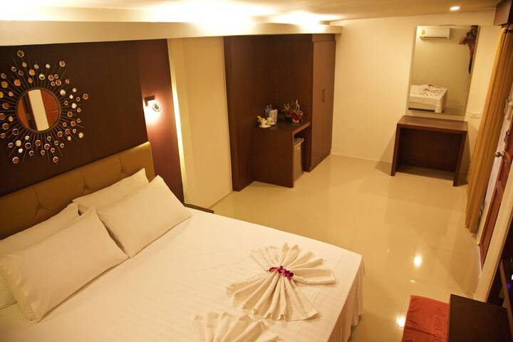 Room 39 of 61