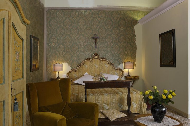 Room 19 of 72