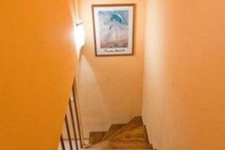 Room 125 of 322