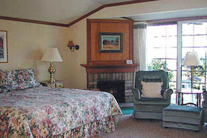 Room 15 of 24